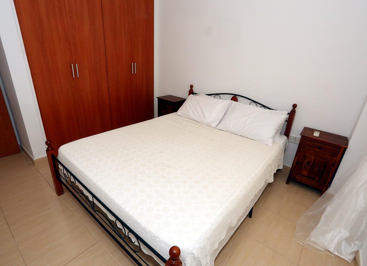 Penelope Court Apartment 102 ลาร์นาคา ภายนอก รูปภาพ