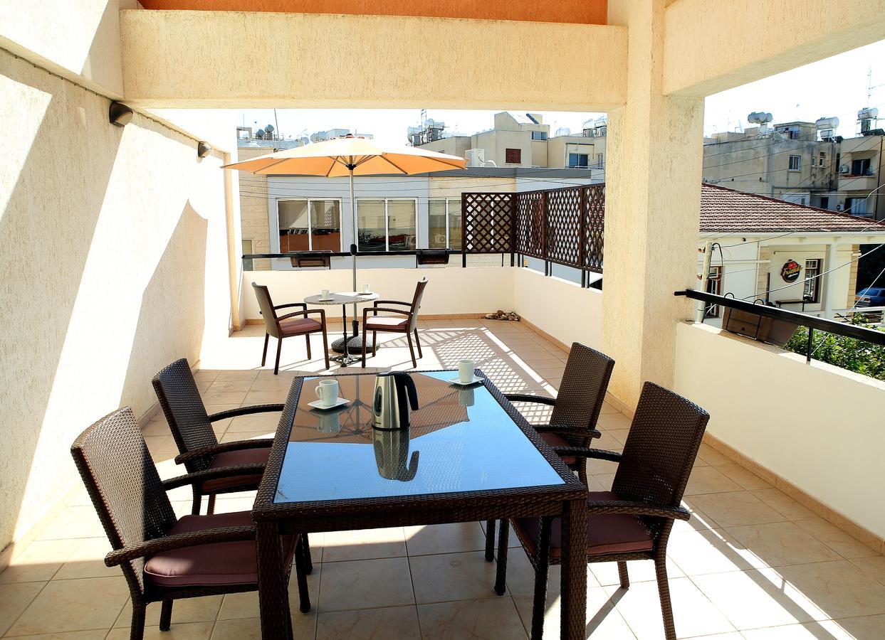 Penelope Court Apartment 102 ลาร์นาคา ภายนอก รูปภาพ